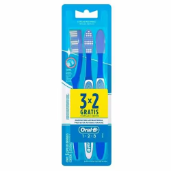 Escova Dental Kit Cerda Média Com 3 Unidades Oral-b