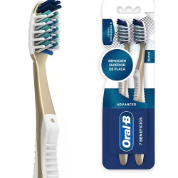 Escova Dental Macia Pro-Saúde 7 Benefícios Oral-B com 2un